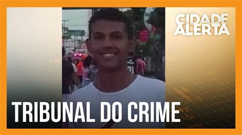 Vídeo: ‘Tribunal do crime’ grava execução de adolescente